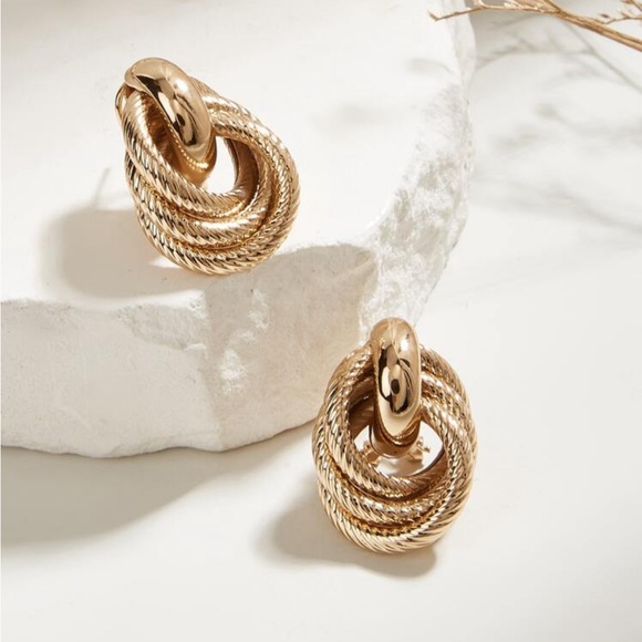 Luxe Gold Tone Stainless Steel Twist clip Earrings - Picture 4 of 8